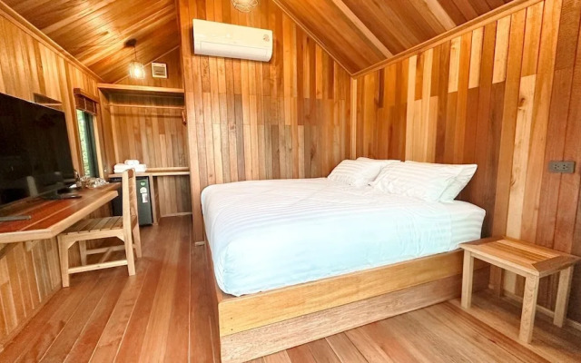 Lush Inn Phuket