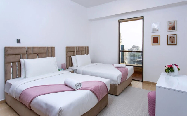 Spacious 2 bedroom with Amazing Marina View Rimal JBR