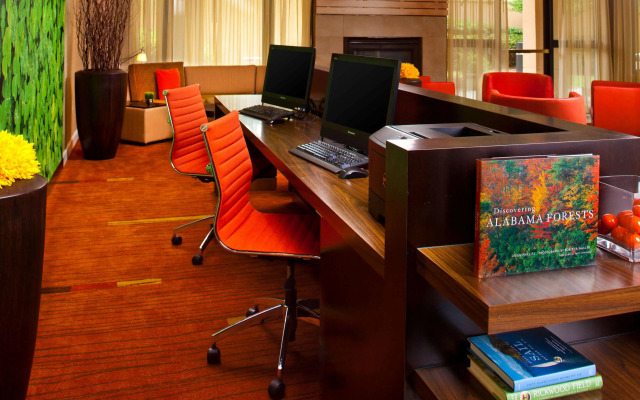 Spark by Hilton Birmingham Colonnade