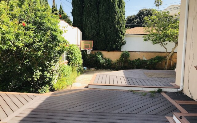 3Bd Beverly Hills Home