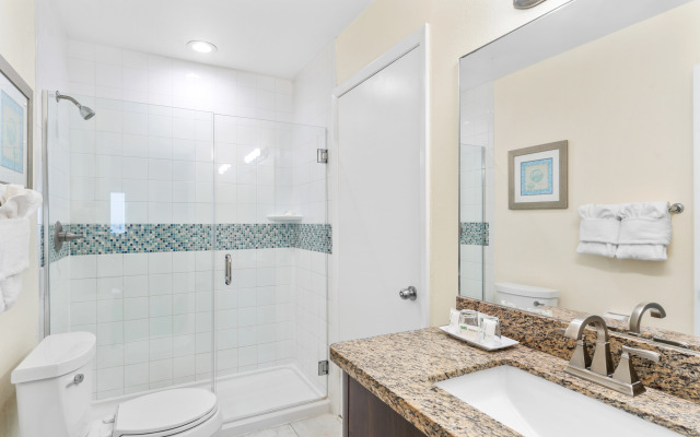 Crystal Beach Suites Miami Oceanfront Hotel