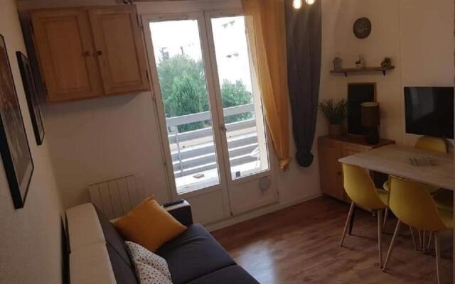 Studio cabine avec place de parking privée