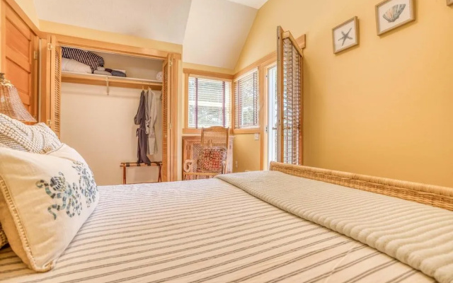 Barefoot Bungalow