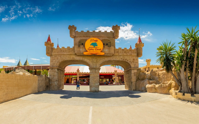 Magic Robin Hood Waterpark Lodge Resort
