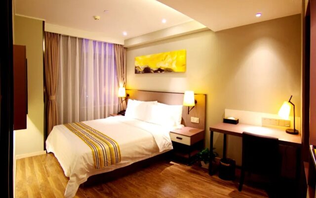 Home Inn Plus (Beijing Changping Government Street Metro Station)