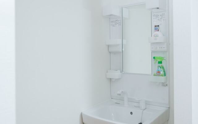 YUYU House - Imazado Anywhere Door