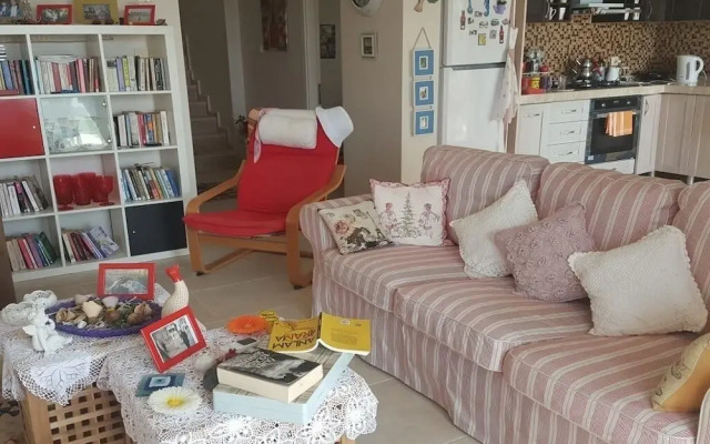 BO062 by Villaofsummer