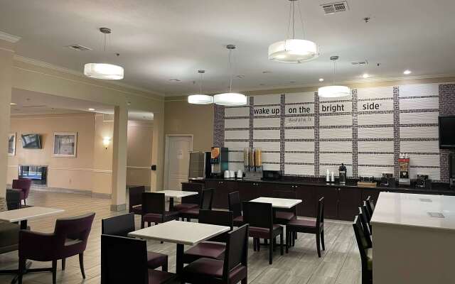 La Quinta Inn & Suites by Wyndham Waxahachie