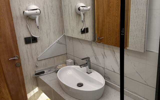 KT Home Hotel & Apartments