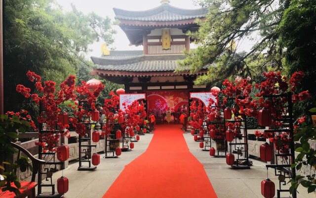 Tang Dynasty Art Garden Hotel