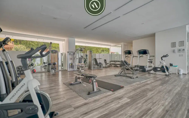 1BR Condo Near to Beach
