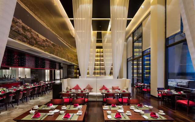 Hilton Linzhi Resort