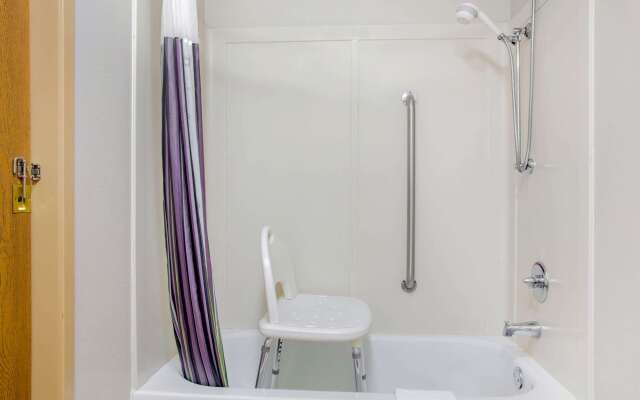 La Quinta Inn & Suites by Wyndham Springfield South