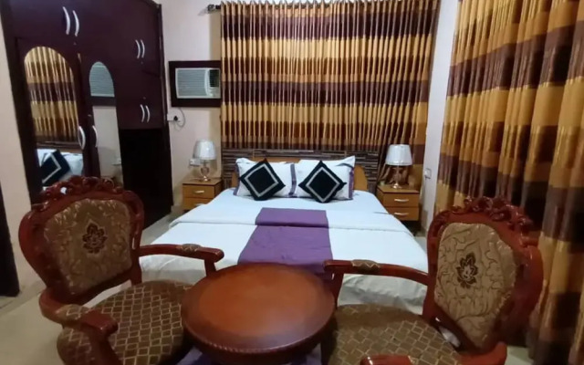 Tobby Royal Suites