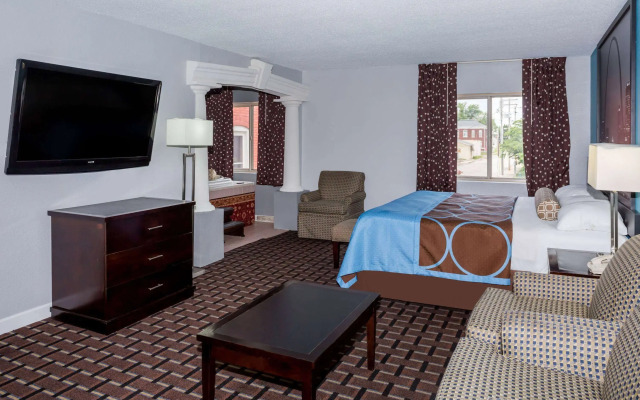 Super 8 by Wyndham Belleville St. Louis Area