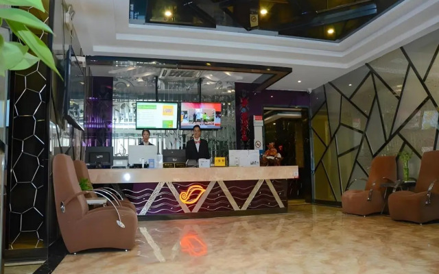 Shell Shanghai Jiading District Tongji University Xinhuang Road Hotel