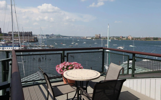 Boston Yacht Haven Inn & Marina