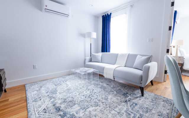 323-2 Specious 2BR Williamsburg