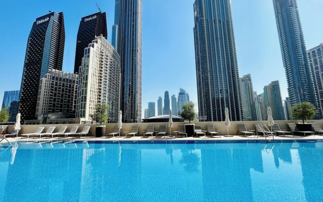 Venduras - Elegant 3BR Burj Khalifa View
