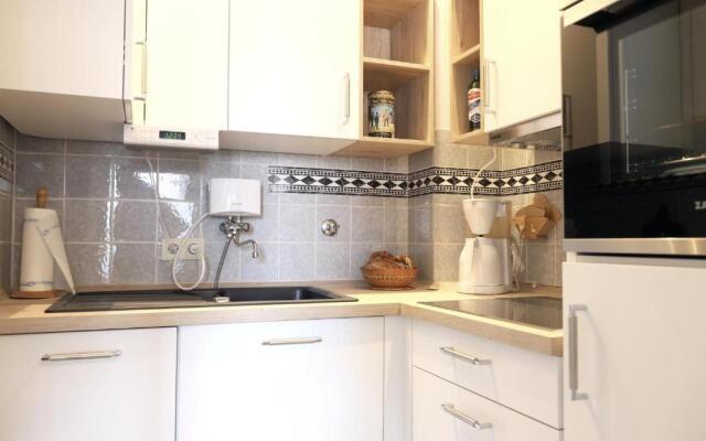 2-Zimmer-Appartement im 1. Obergeschoss