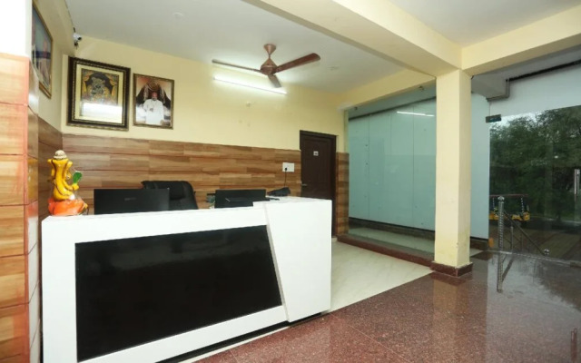 Hotel Skyzone Madhuvan By OYO Rooms