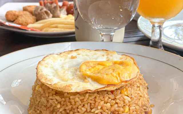 Front One Budget Bekasi