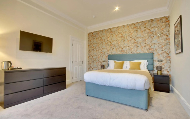 Orange Grove Hotel & Gardens