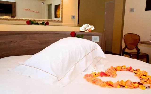 OverMotel