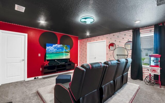 Luxury Incredible Themed Home Best Vacation