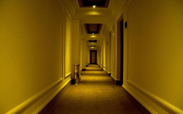 Hotel Nassim