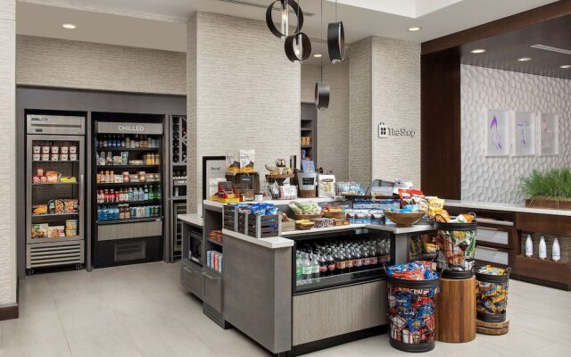 Hilton Garden Inn Columbia Airport (ex Holiday Inn & Suites Columbia-Airport)