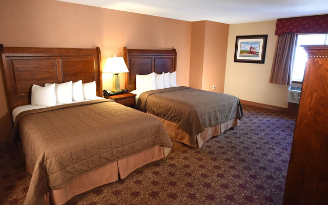 Hamilton Inn Select Beachfront Mackinaw City
