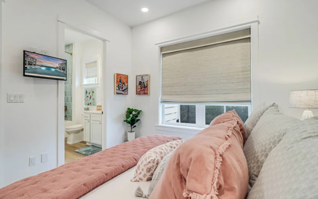 Dock Holiday 212 COA