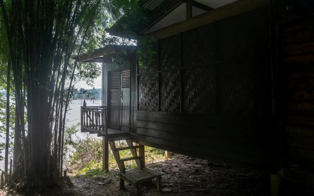 Pomelo Restaurant and Guesthouse