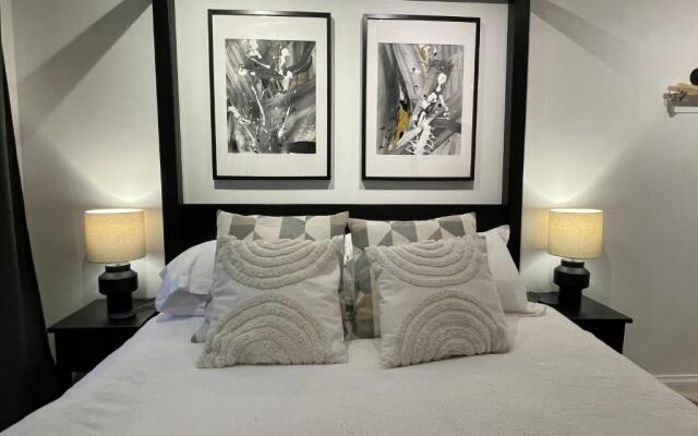 Ultra Modern Studio Apartment, in Central Exeter
