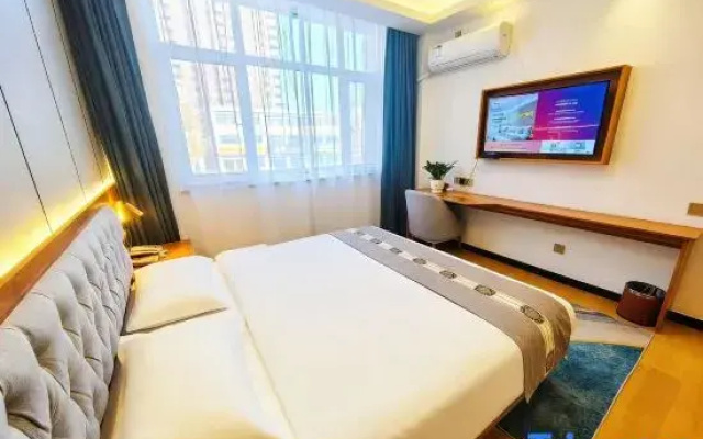 Ningjin Wanhong Holiday Hotel