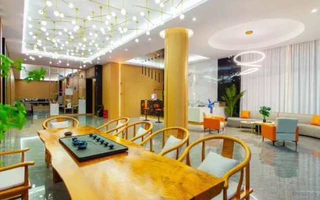 Kangding Xinduqiao Yunxuan Star River Hotel
