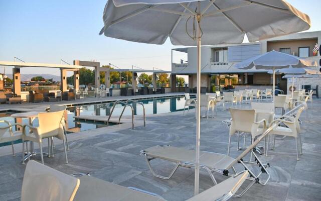 Castro Beach Hotel