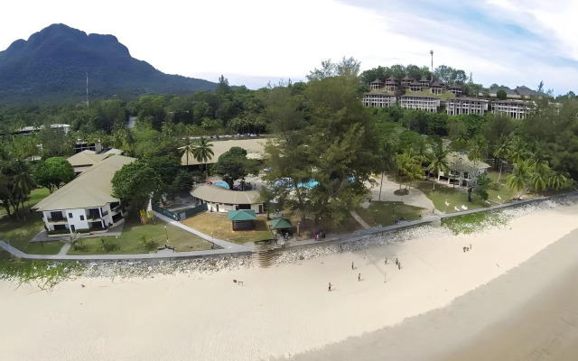 Damai Beach Resort