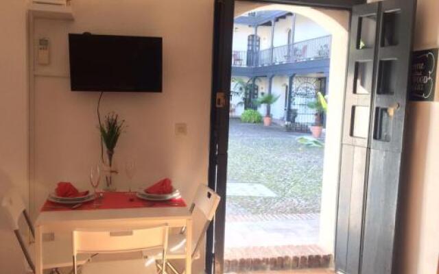 Apartamentos Gadi Corral Siglo XVI