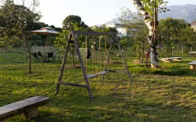 Luofu BanXianJu · Courtyard Residence