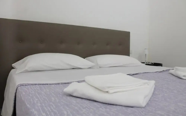 Destefano City Center Studio Flat