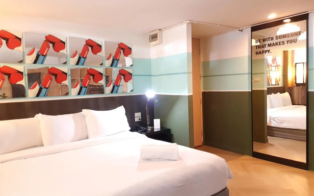 Sathorn Terrace Apartment