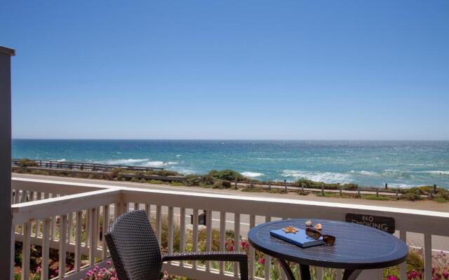 Sand Pebbles Inn