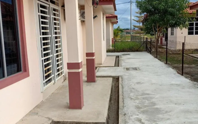 adamz guest house