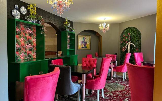 Grafiti Boutique Hotel