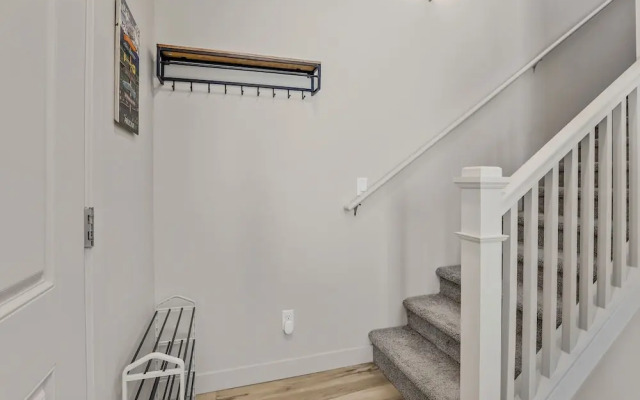 Bliss Flagstaff 55 3 Bedroom Townhouse by RedAwning