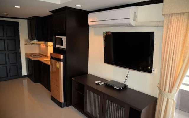 Angket Hip Residence in Jomtien Floor 5