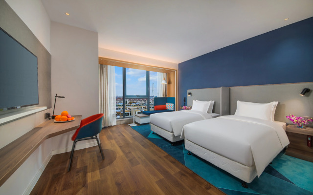 Holiday Inn Express Shanghai Xuhui Binjiang by IHG