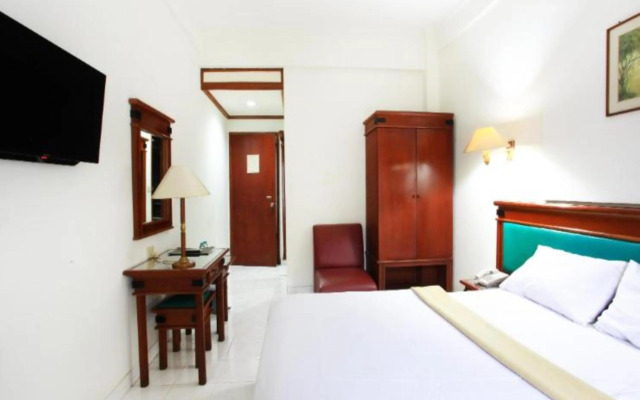 Puri Jaya Hotel